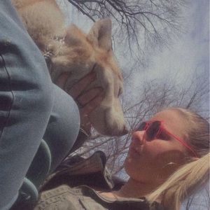 Meet your Posher, Aurora